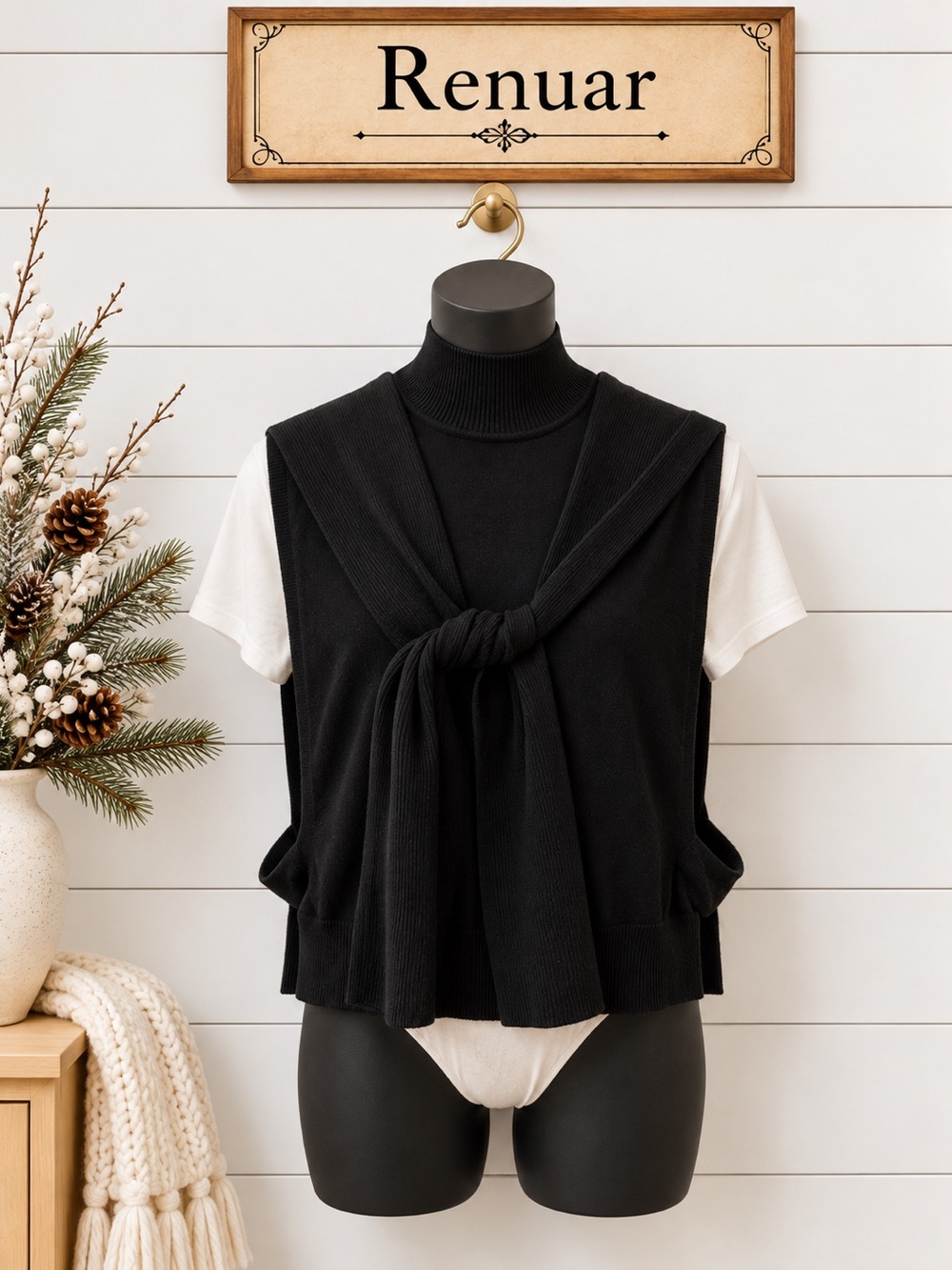 RENUAR – Black Knit Sleeveless Top (Size M/L)